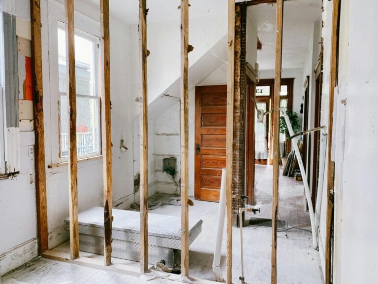 Why Hiring the Right Remodeling Contractors Near Me Makes All the Difference 7 Why Hiring the Right Remodeling Contractors Near Me Makes All the Difference