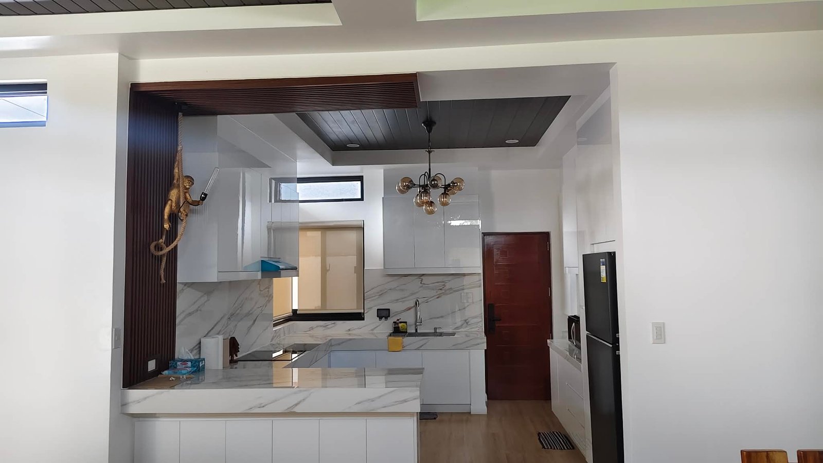 contemporary bungalow house