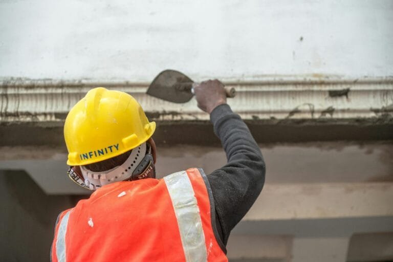 Factors to Consider When Selecting a Construction Company in the Philippines