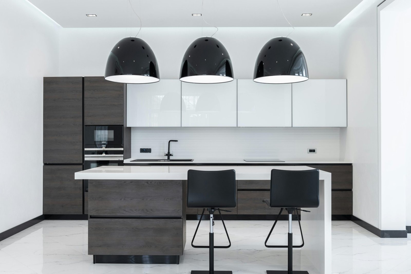 Modern Kitchen Design Ideas: Avoid Costly Layout Mistakes in Your Home