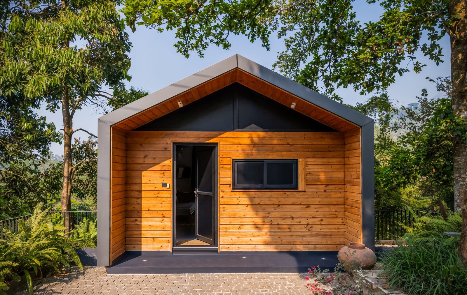 Compact Homes Philippines: Build Smaller Without Sacrificing Comfort